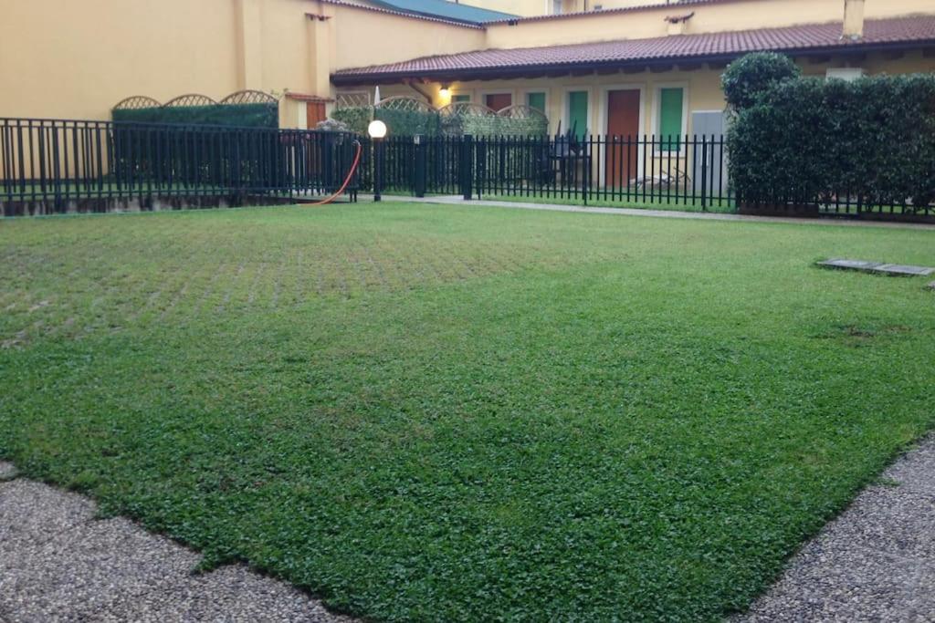 La Casa Di Davide Con Giardino E Garage Apartment Verona Exterior foto